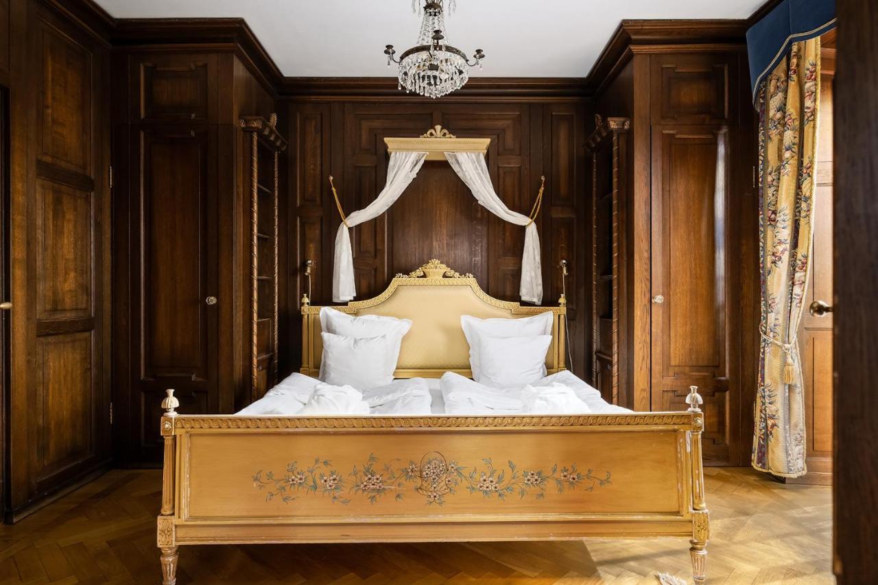 Haeringe Slott Hotel Musko Havsbad Екстериор снимка