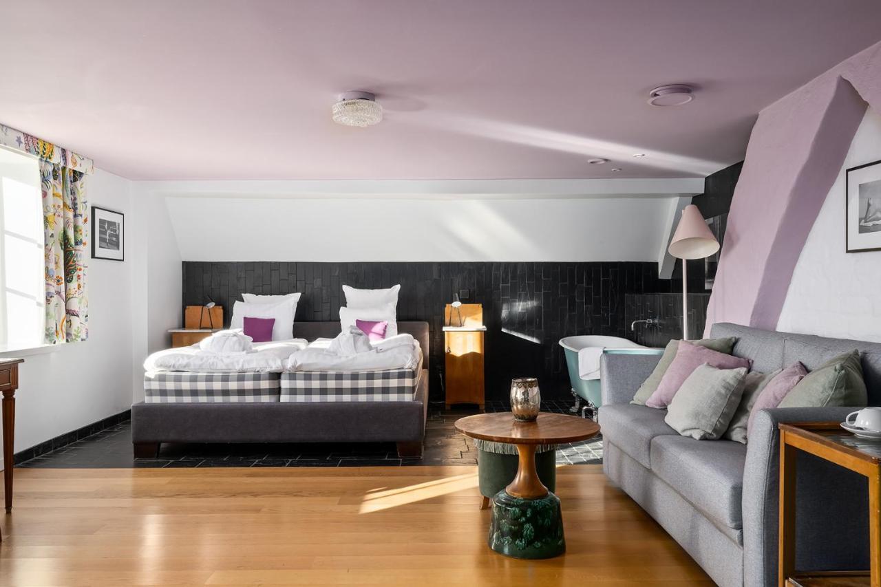 Haeringe Slott Hotel Musko Havsbad Екстериор снимка
